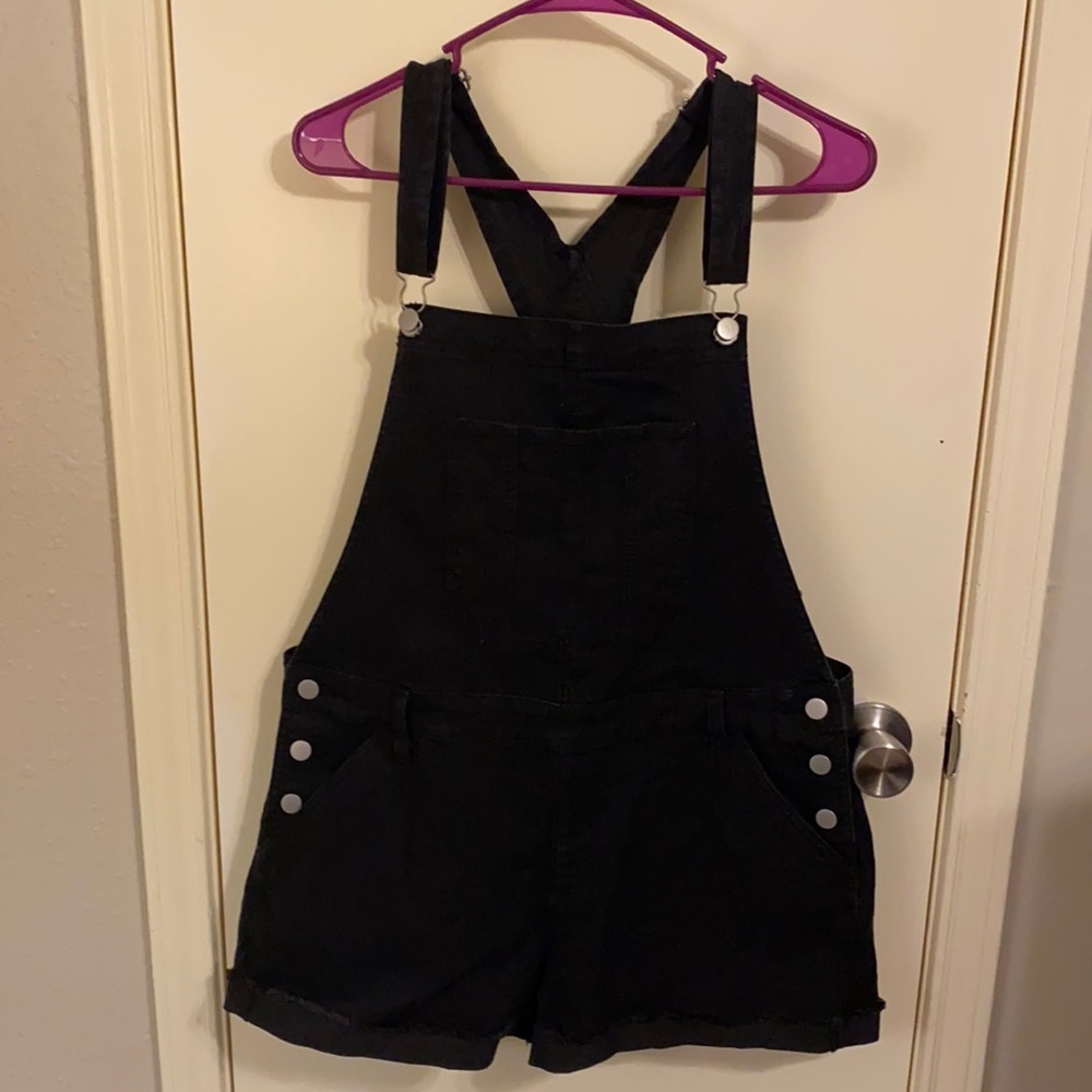 Black overall shorts jumper